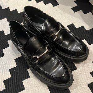 ZARA Black Shiney Loafers with Silver Chain